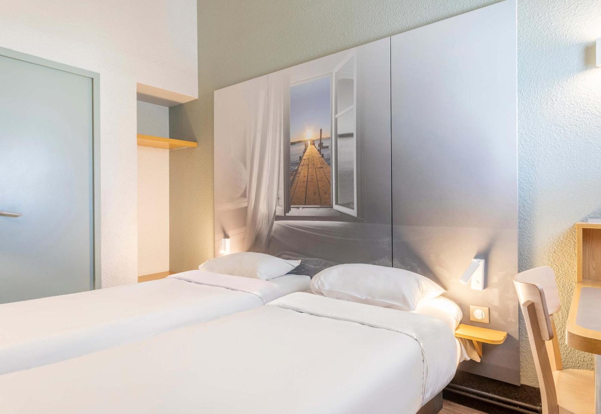 Hotel Toulon Sur 2*