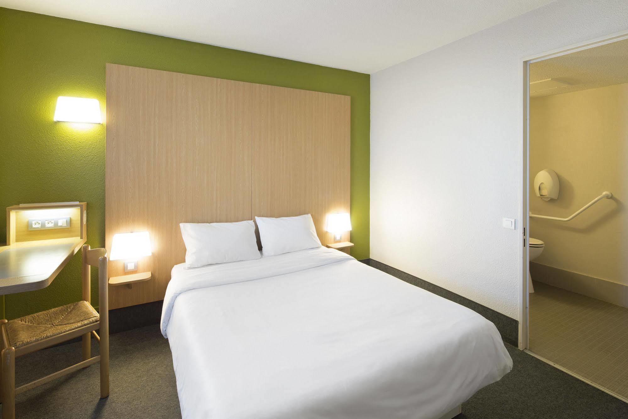 Hotel Toulon Sur 2*